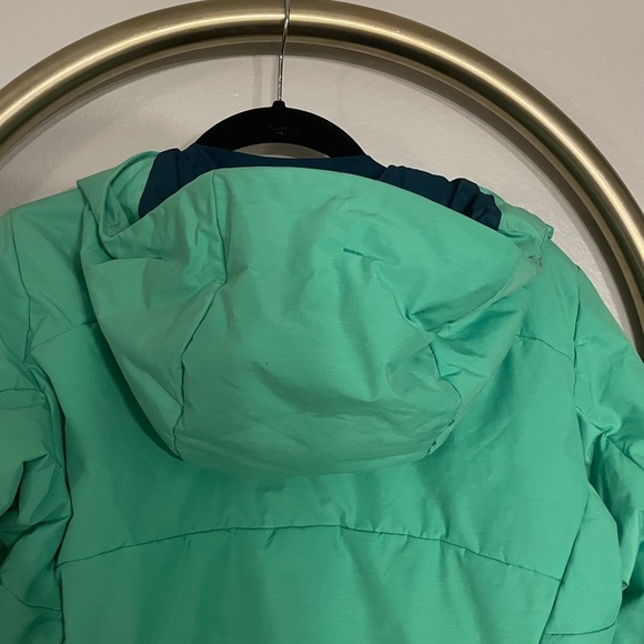 Arc’teryx Insulated Parka. Very warm and light. - Picture 7 of 11